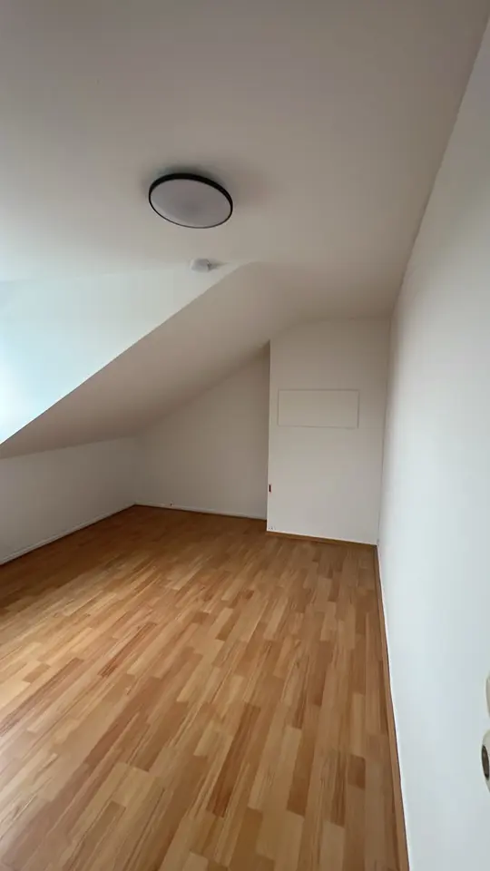 2 Zimmer Wohnung mit 60 m² in Aachen – Bild 4