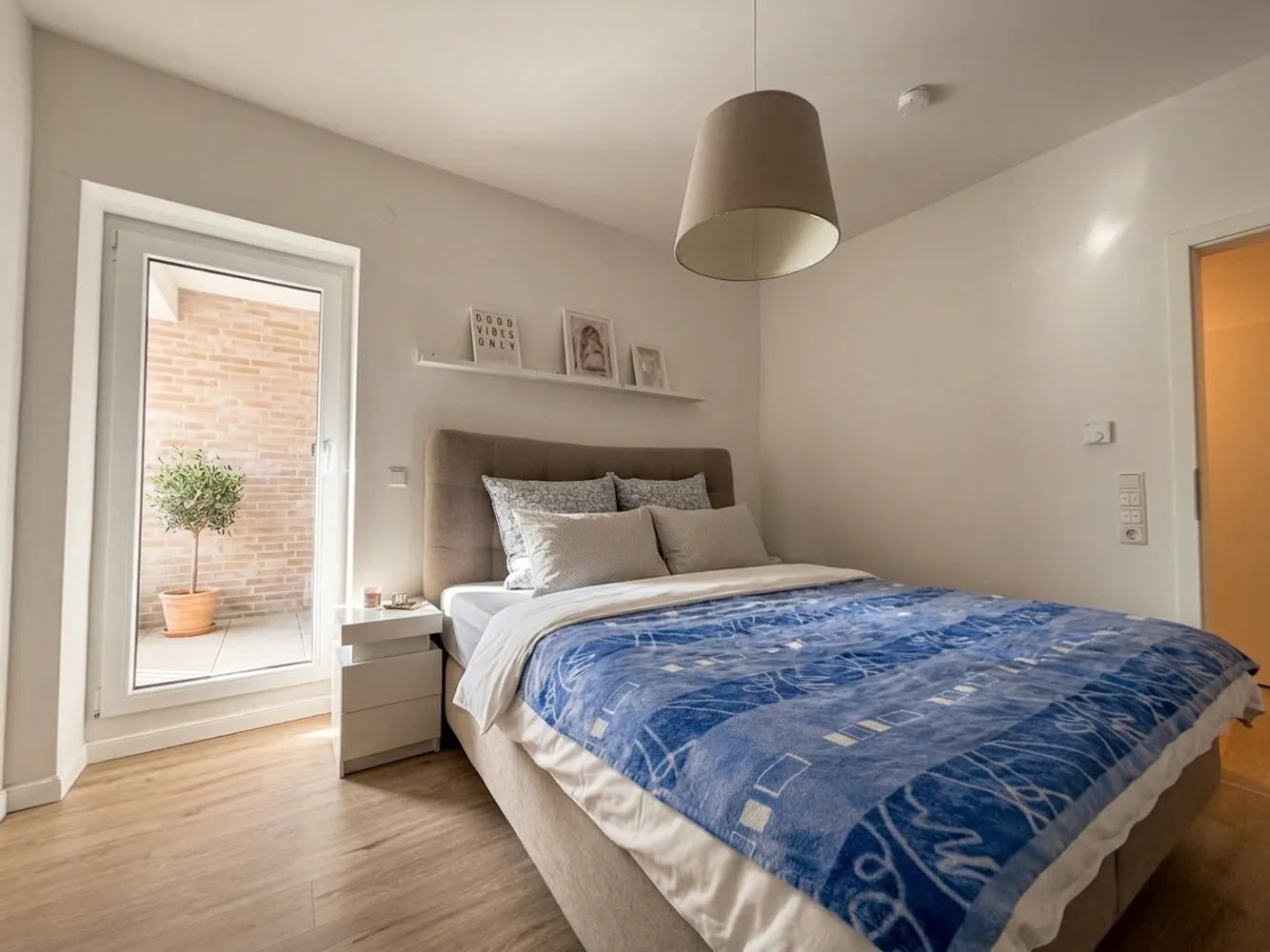 2 Zimmer Wohnung mit 77 m² in Bremerhaven – Bild 9