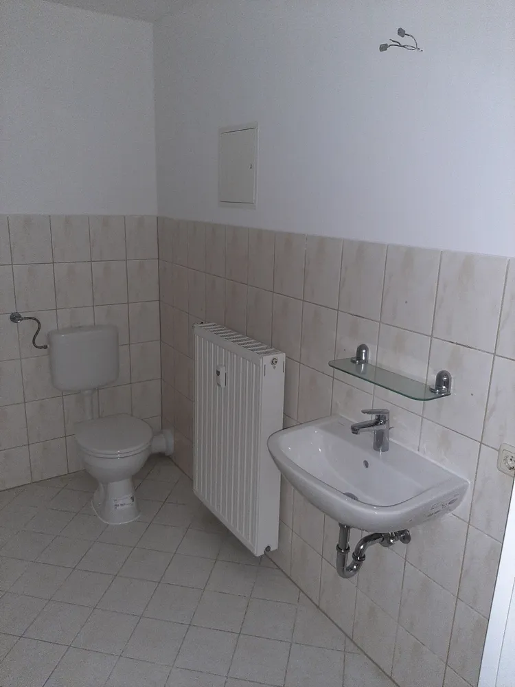 2 Zimmer Wohnung mit 42 m² in Gera – Bild 2