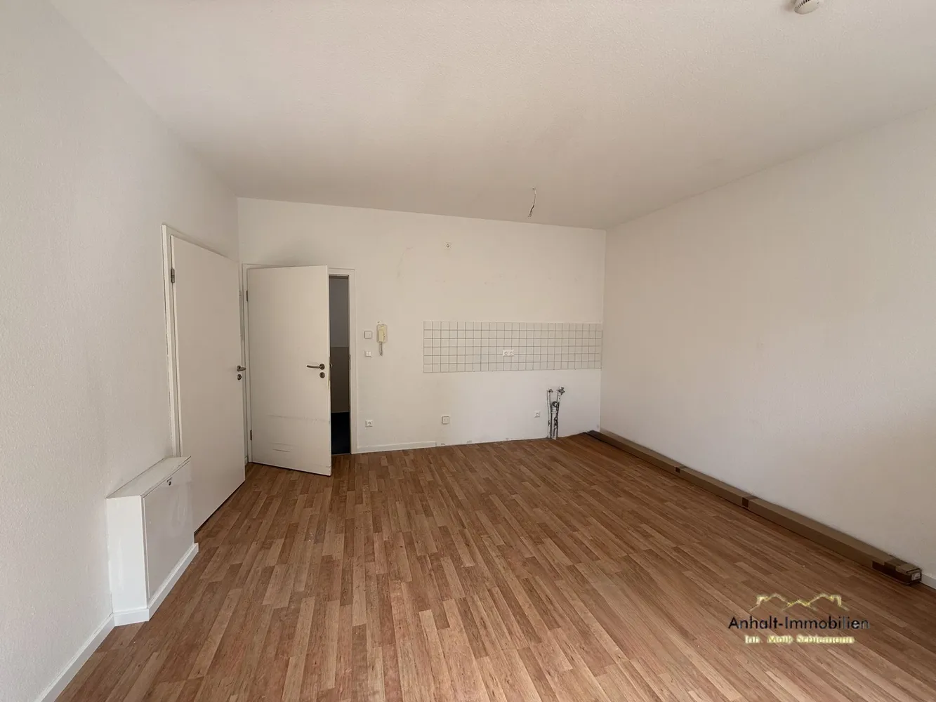 2 Zimmer Wohnung mit 35 m² in Bitterfeld-Wolfen – Bild 4