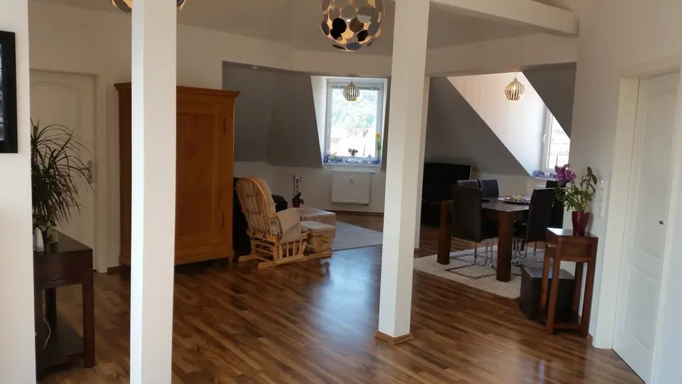 2 Zimmer Wohnung mit 73 m² in Würzburg – Bild 4