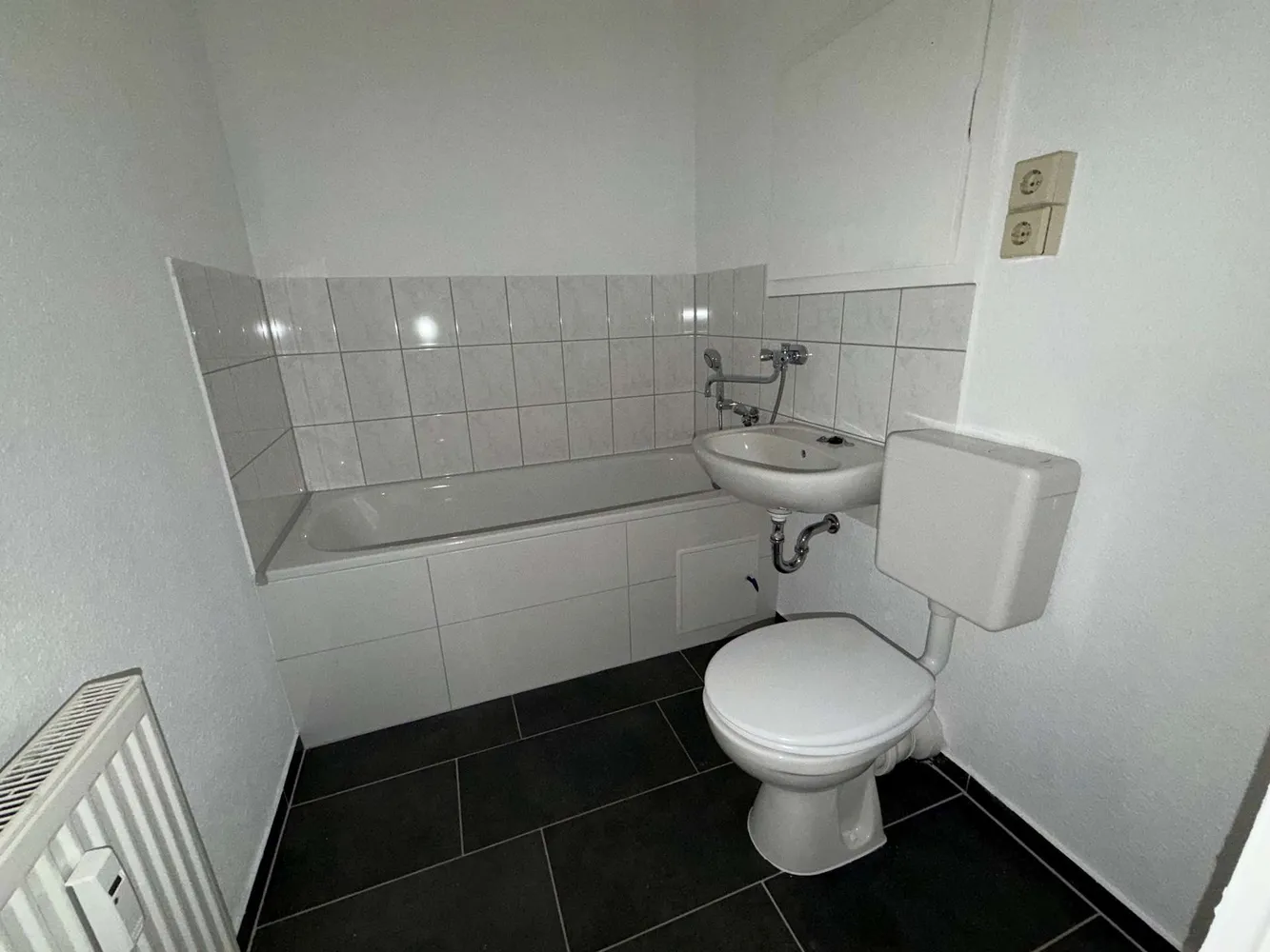2 Zimmer Wohnung mit 41 m² in Plauen – Bild 2
