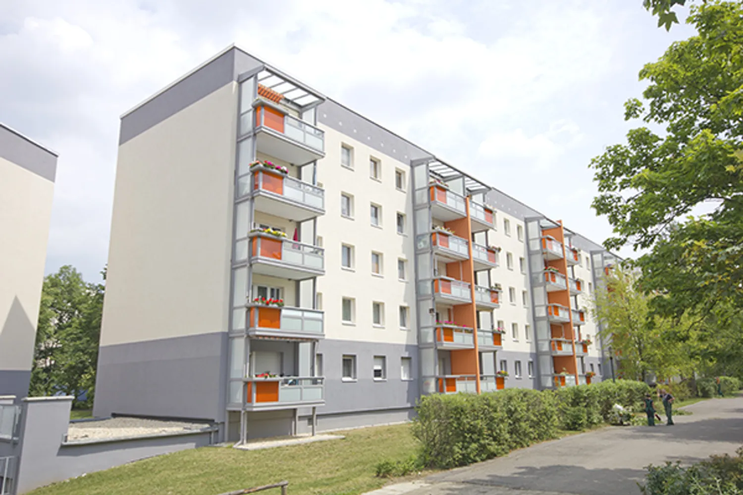 4 Zimmer Wohnung mit 72 m² in Halle (Saale) – Bild 1