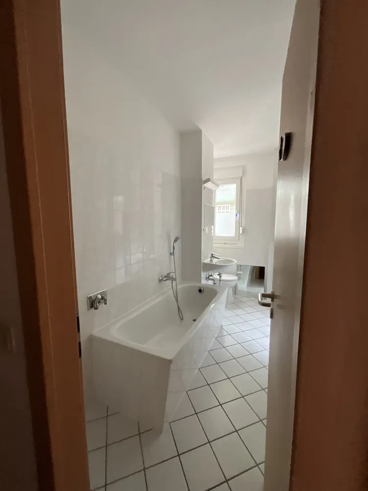 2 Zimmer Wohnung mit 58 m² in Halle (Saale) – Bild 9