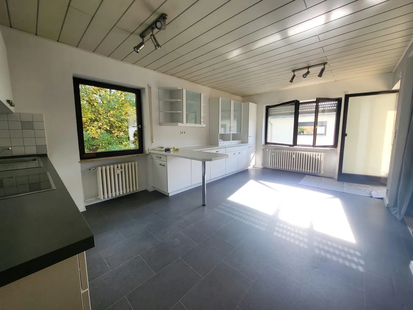 3 Zimmer Wohnung mit 98 m² in Würzburg – Bild 7