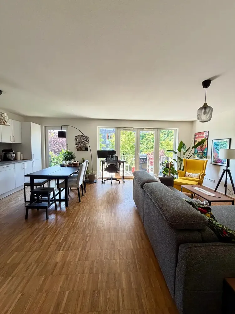 2 Zimmer Wohnung mit 82 m² in Düsseldorf – Bild 5