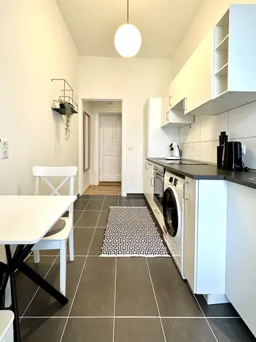 2 Zimmer Wohnung mit 56 m² in Berlin – Bild 6