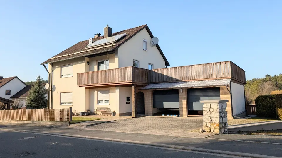 5 room house with 130 m² in Erlangen – Photo 4