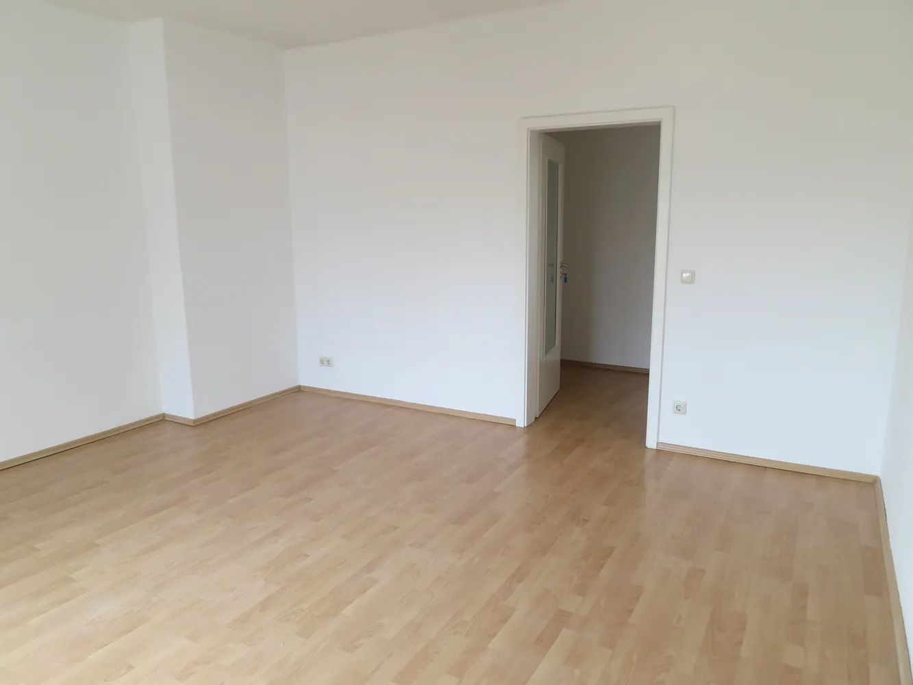 3 Zimmer Wohnung mit 79 m² in Dresden – Bild 2
