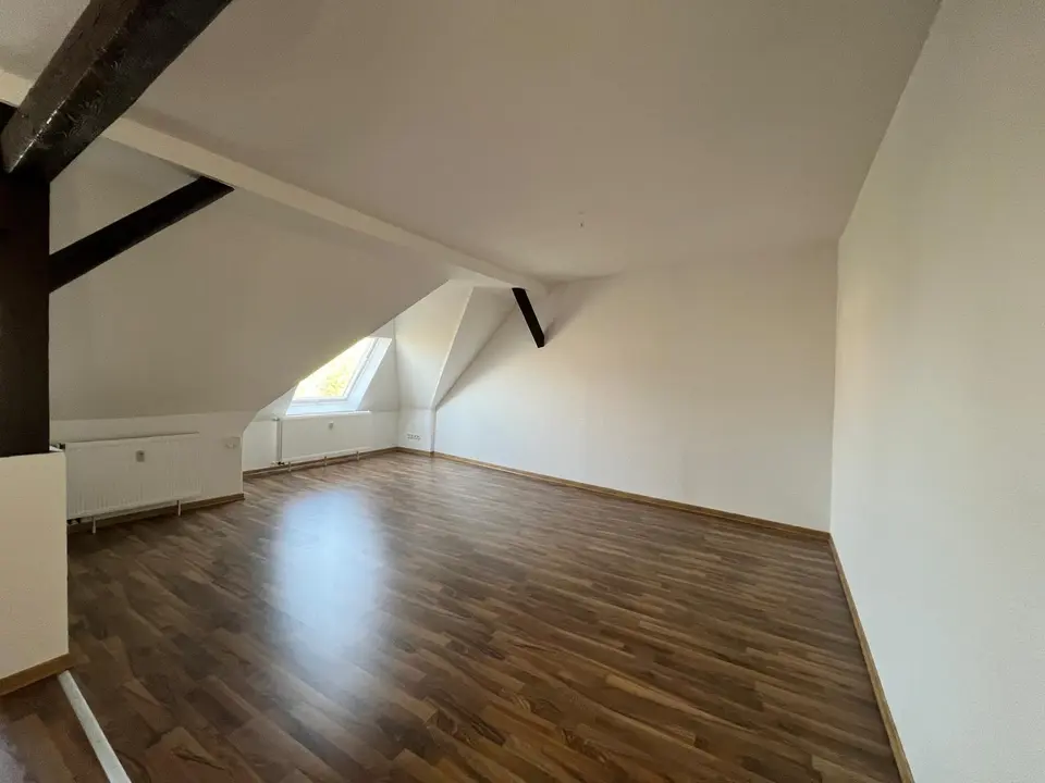 3 Zimmer Wohnung mit 75 m² in Bitterfeld-Wolfen – Bild 2