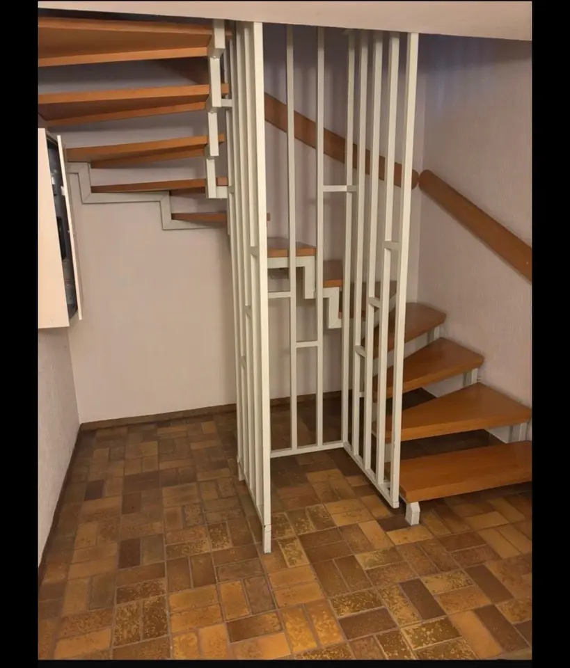 7 Zimmer Wohnung mit 235 m² in Wuppertal – Bild 3