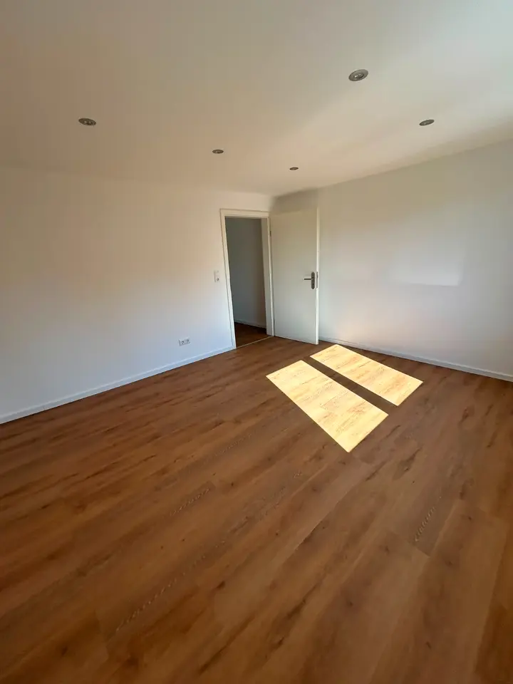 2 Zimmer Wohnung mit 70 m² in Sonneberg – Bild 6