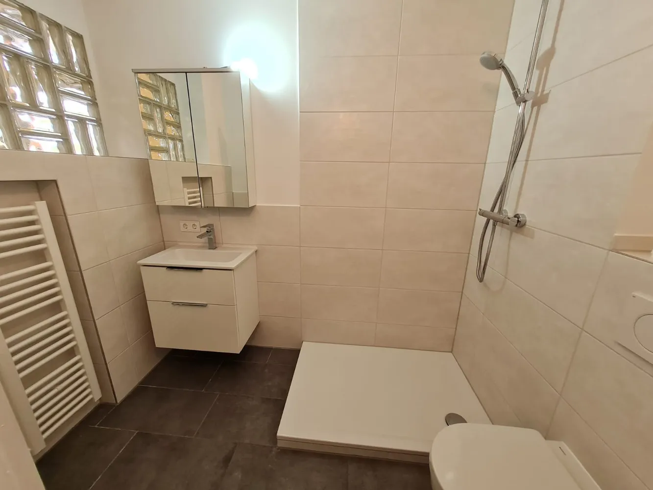 2 Zimmer Wohnung mit 60 m² in Nürnberg – Bild 10