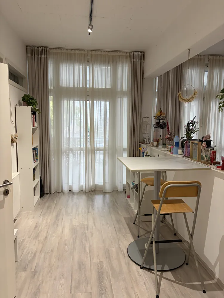 2 Zimmer Wohnung mit 130 m² in Essen – Bild 3