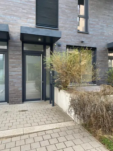 2 Zimmer Wohnung mit 85 m² in Frankfurt am Main – Bild 6