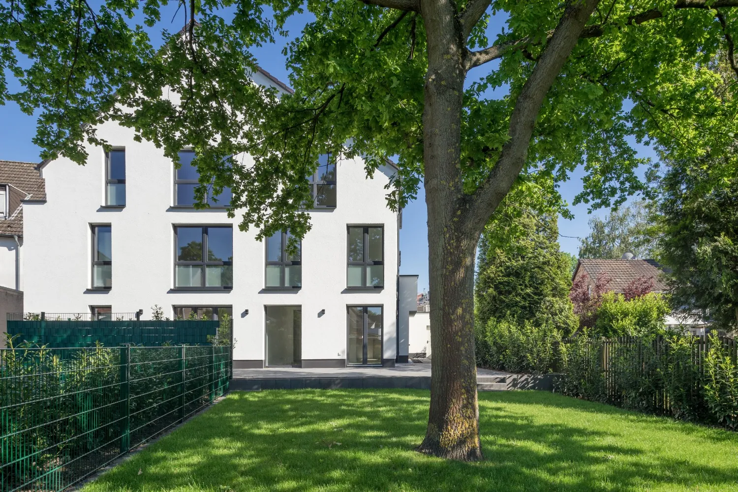 4 Zimmer Wohnung mit 122 m² in Kerpen – Bild 2