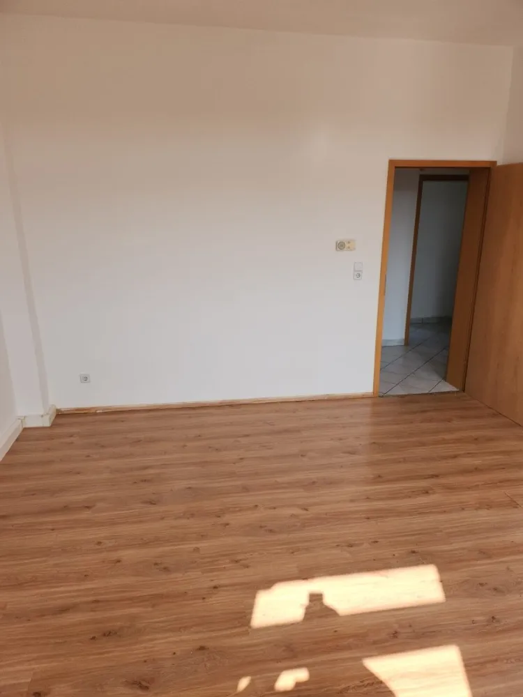 2 Zimmer Wohnung mit 48 m² in Halle (Saale) – Bild 2