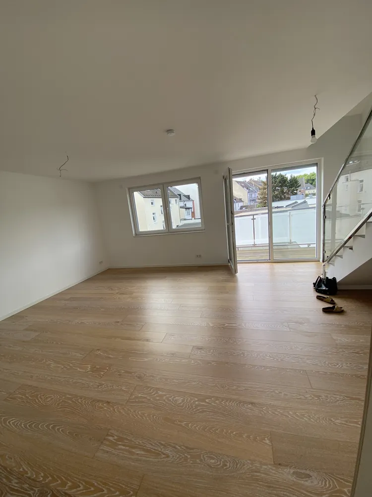 4 Zimmer Wohnung mit 96 m² in Düsseldorf – Bild 1