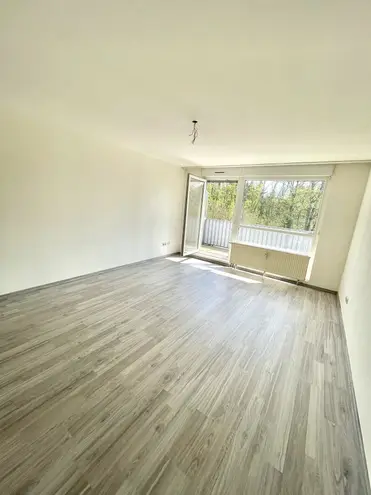 1 room apartment with 35 m² in Saarbrücken – Photo 2