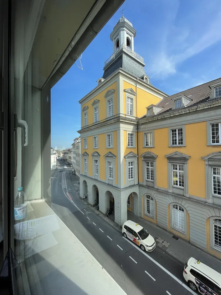 4 Zimmer Wohnung mit 97 m² in Bonn – Bild 1