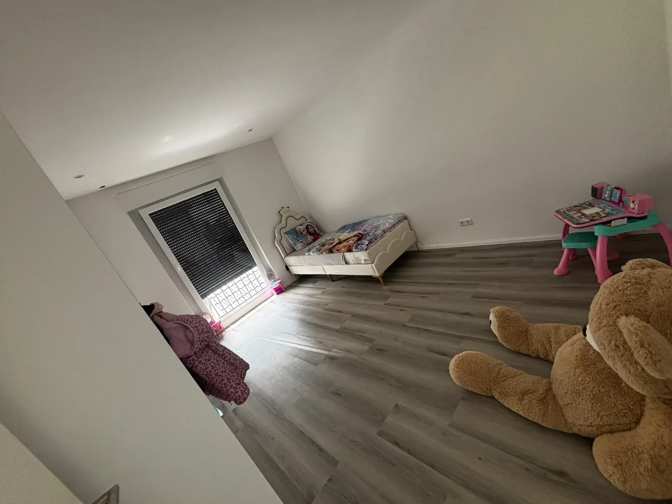 5 Zimmer Wohnung mit 140 m² in Schwäbisch Gmünd – Bild 8