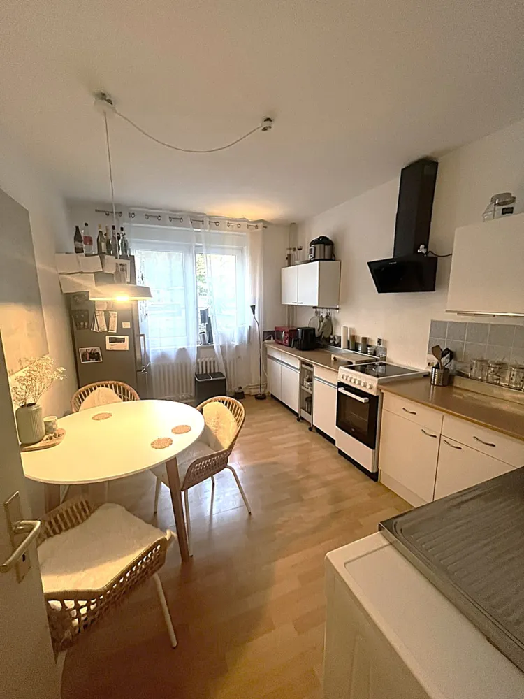 2 room apartment with 50 m² in Düsseldorf – Photo 1