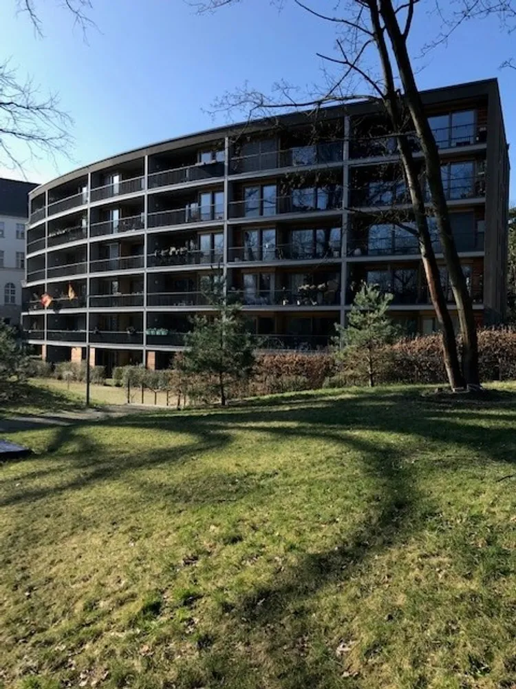2 Zimmer Wohnung mit 68 m² in Berlin – Bild 2