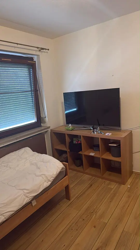 WG-Zimmer mit 13 m² in Metzingen – Bild 2