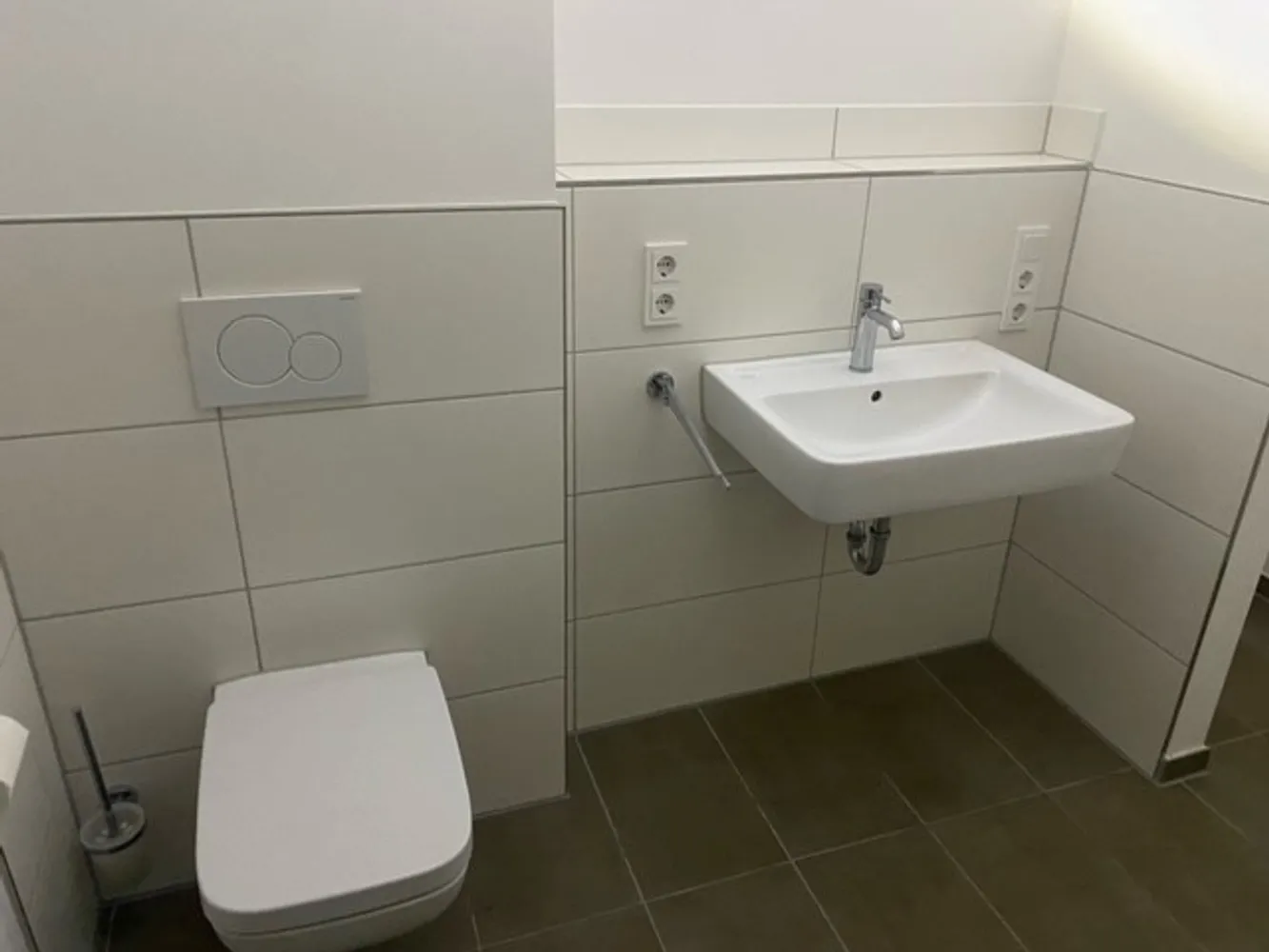 4 Zimmer Wohnung mit 94 m² in Wiesbaden – Bild 3