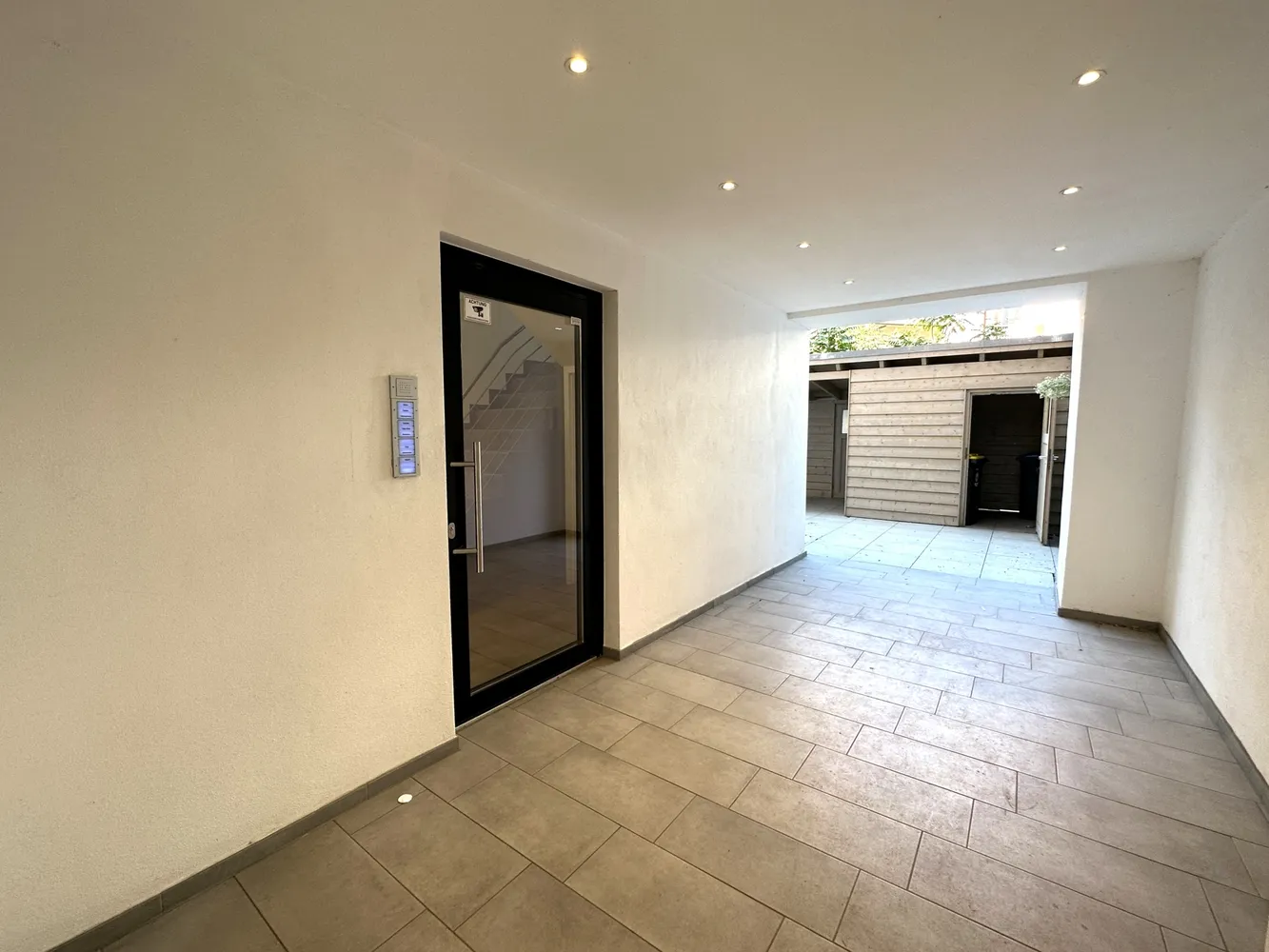 2 Zimmer Wohnung mit 43 m² in Düsseldorf – Bild 2