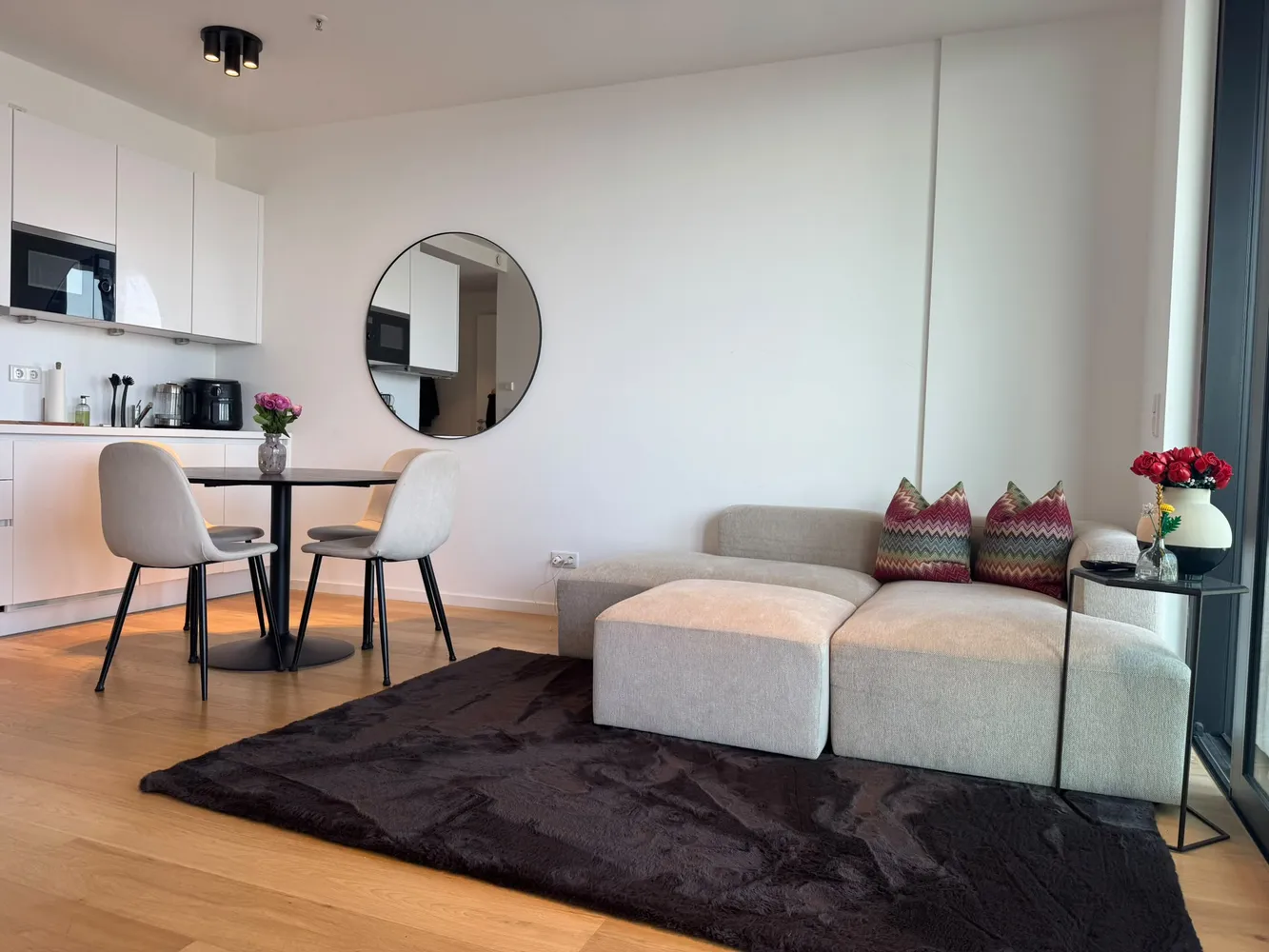 2 Zimmer Wohnung mit 52 m² in Frankfurt am Main – Bild 1
