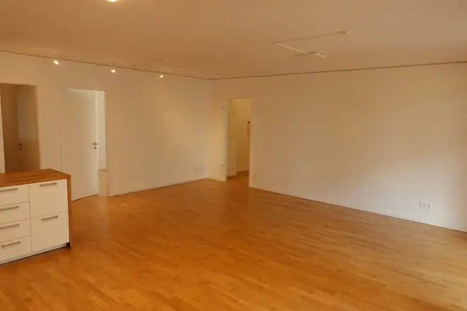5 Zimmer Wohnung mit 145 m² in Frankfurt am Main – Bild 6
