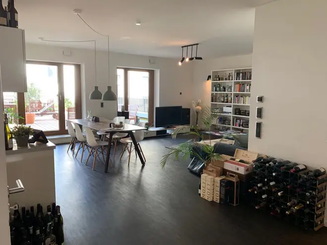 2 Zimmer Wohnung mit 105 m² in Frankfurt am Main – Bild 2