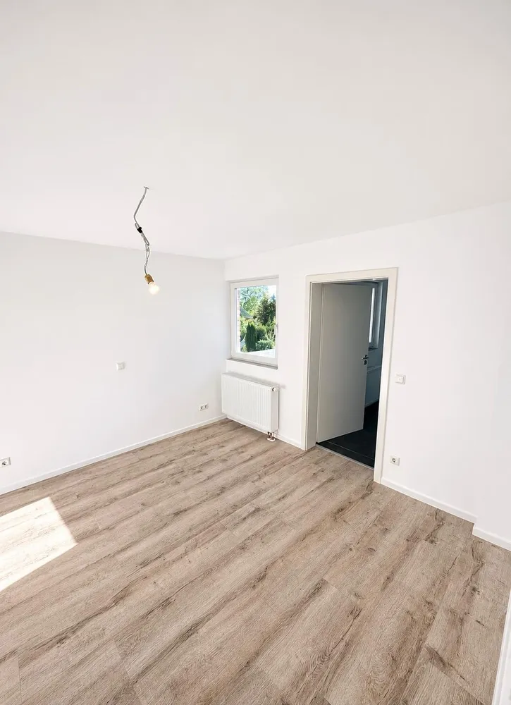 2 Zimmer Wohnung mit 74 m² in Hürth – Bild 1