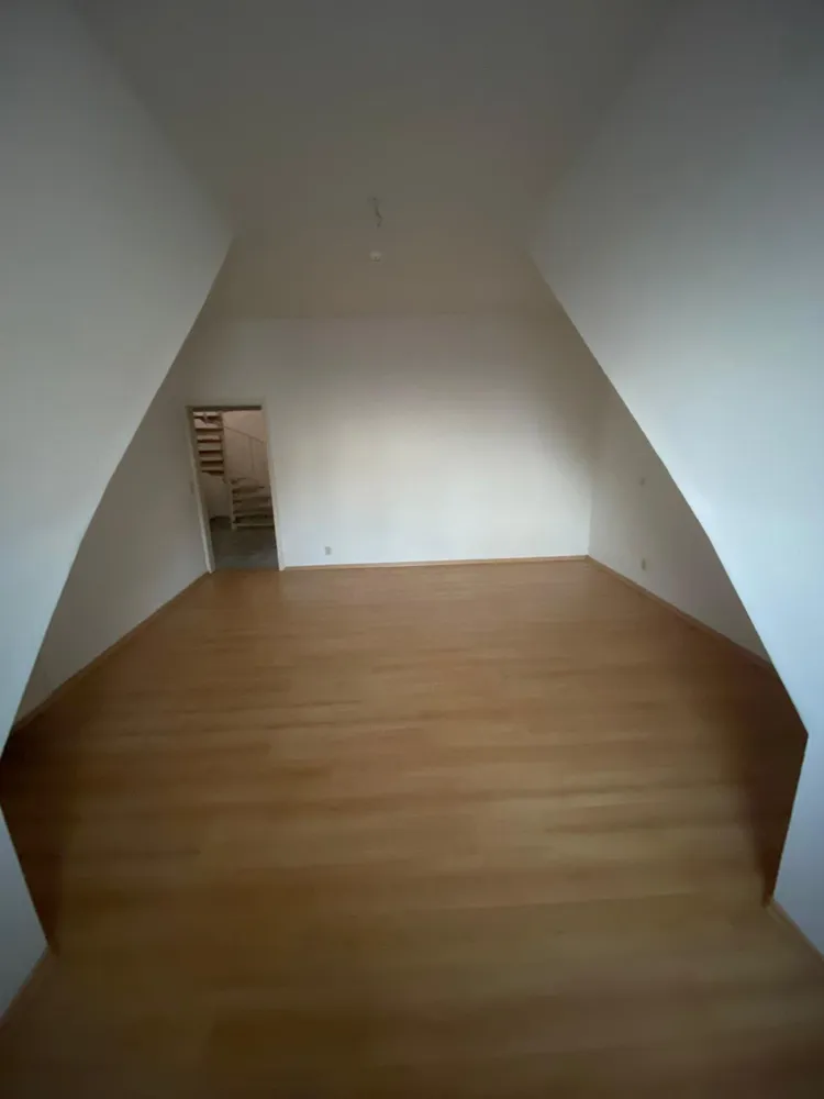 2 Zimmer Wohnung mit 85 m² in Halle (Saale) – Bild 7