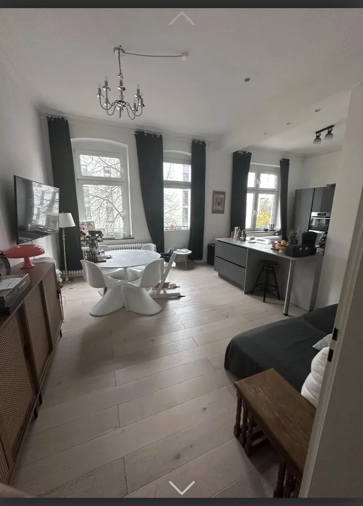 4 Zimmer Wohnung mit 113 m² in Düsseldorf – Bild 2