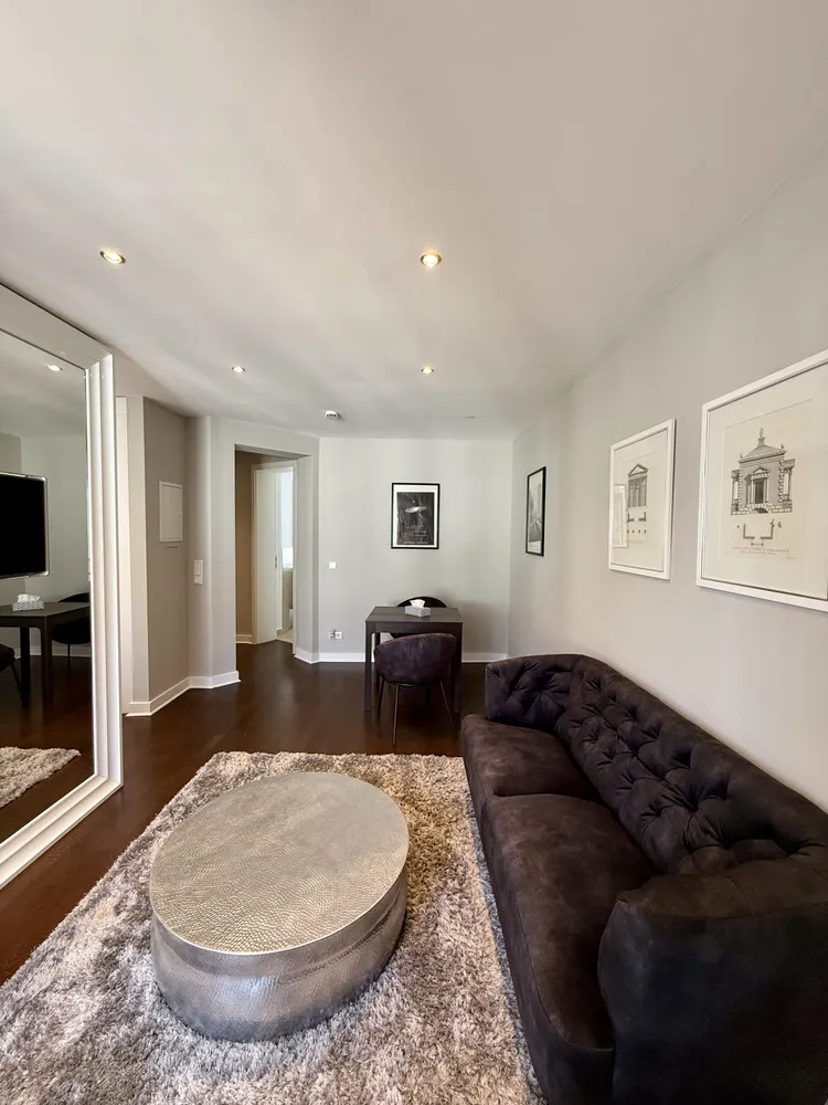 1 Zimmer Wohnung mit 49 m² in Frankfurt am Main – Bild 1