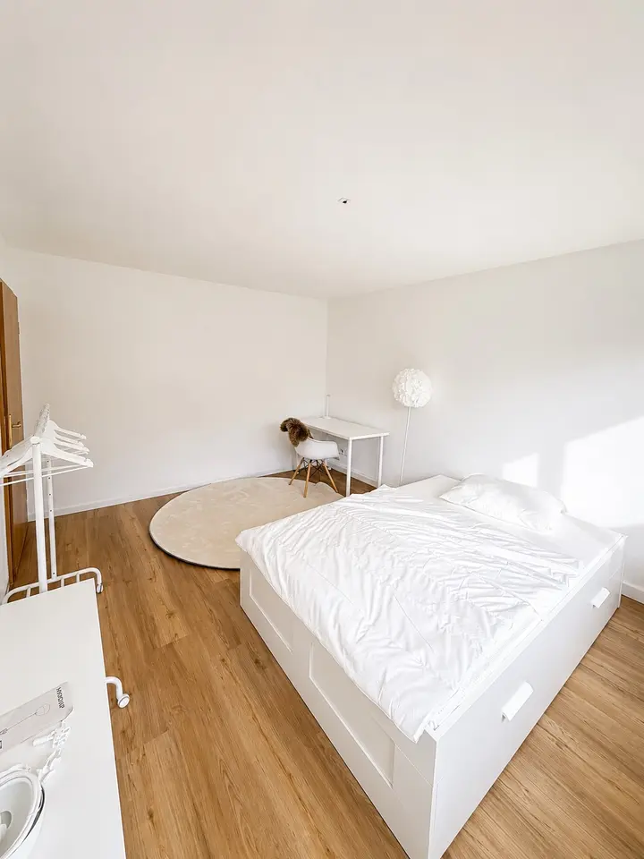 Shared room with 16 m² in Stuttgart – Photo 2