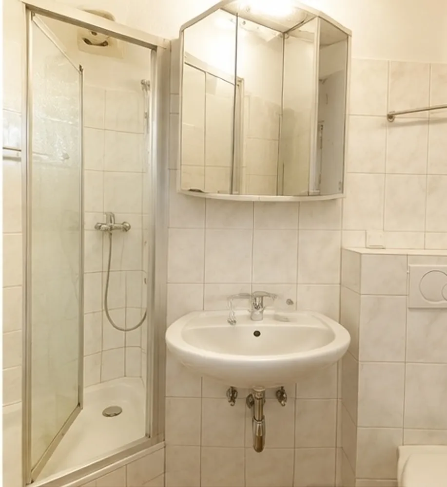 2 Zimmer Wohnung mit 50 m² in Bonn – Bild 2