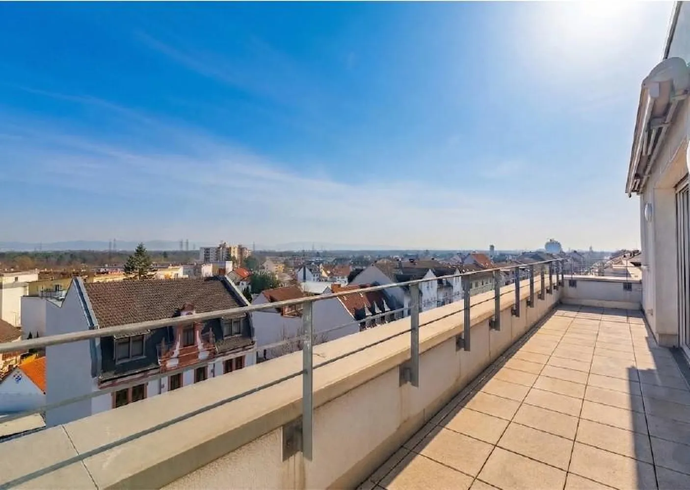 2 Zimmer Wohnung mit 58 m² in Mannheim – Bild 2
