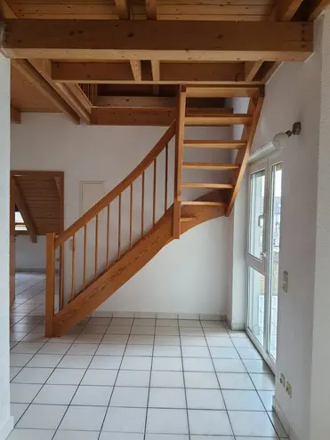 3 Zimmer Wohnung mit 102 m² in Wiesbaden – Bild 7