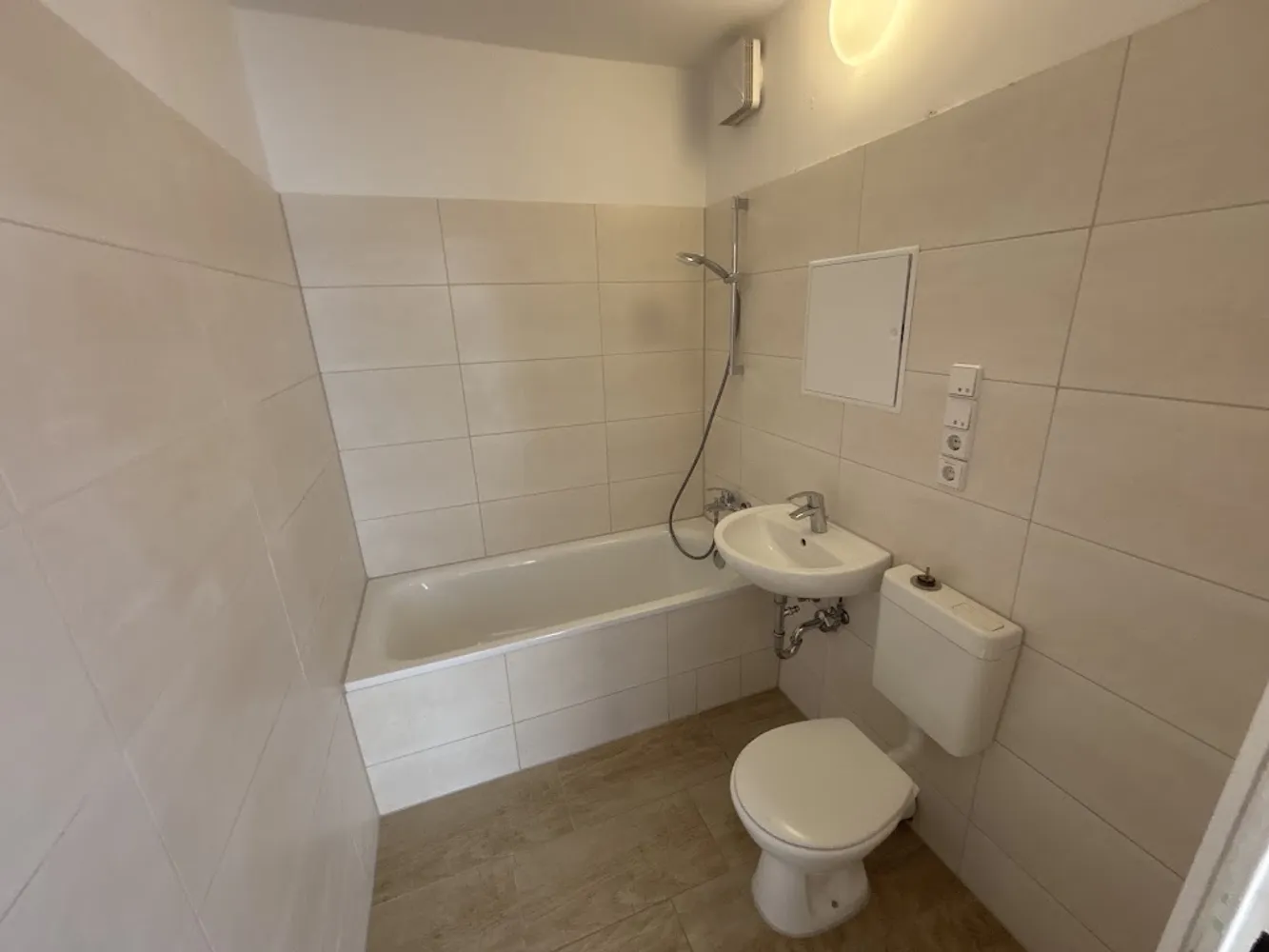3 Zimmer Wohnung mit 77 m² in Berlin – Bild 3