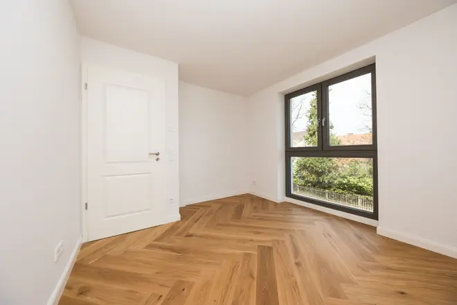 8 Zimmer Haus mit 317 m² in München – Bild 10