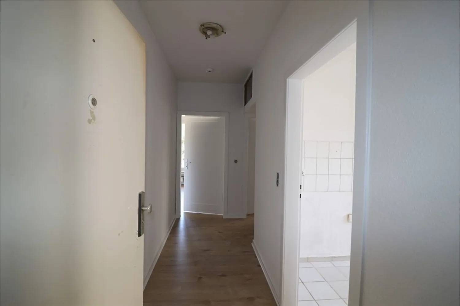 2 Zimmer Wohnung mit 47 m² in Duisburg – Bild 3