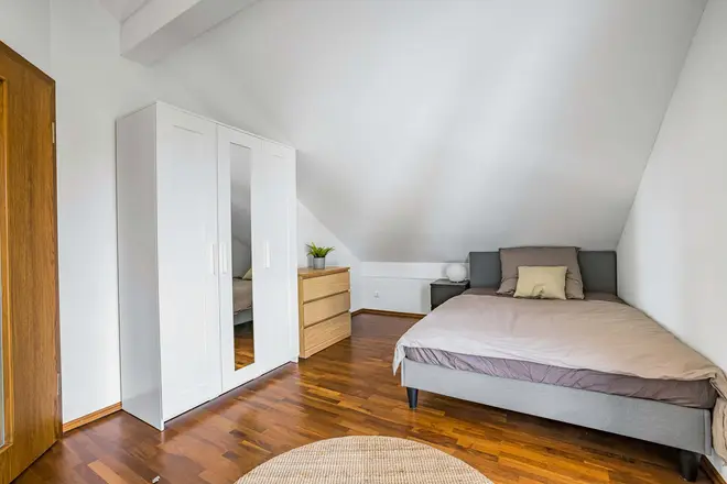 WG-Zimmer mit 14 m² in München – Bild 2