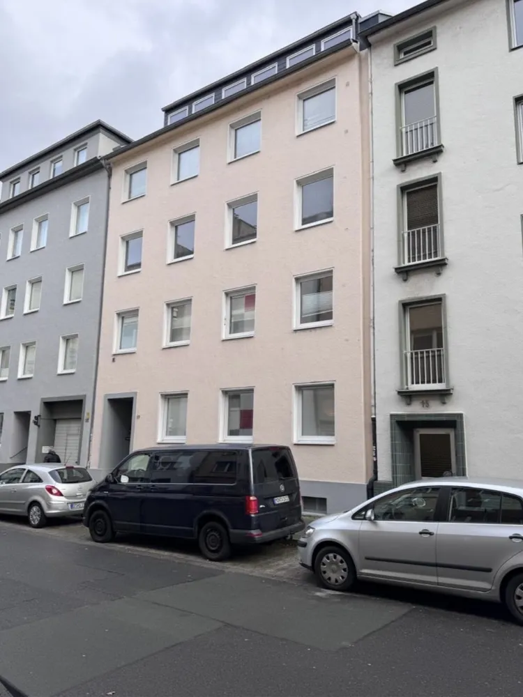 2 Zimmer Wohnung mit 47 m² in Düsseldorf – Bild 1