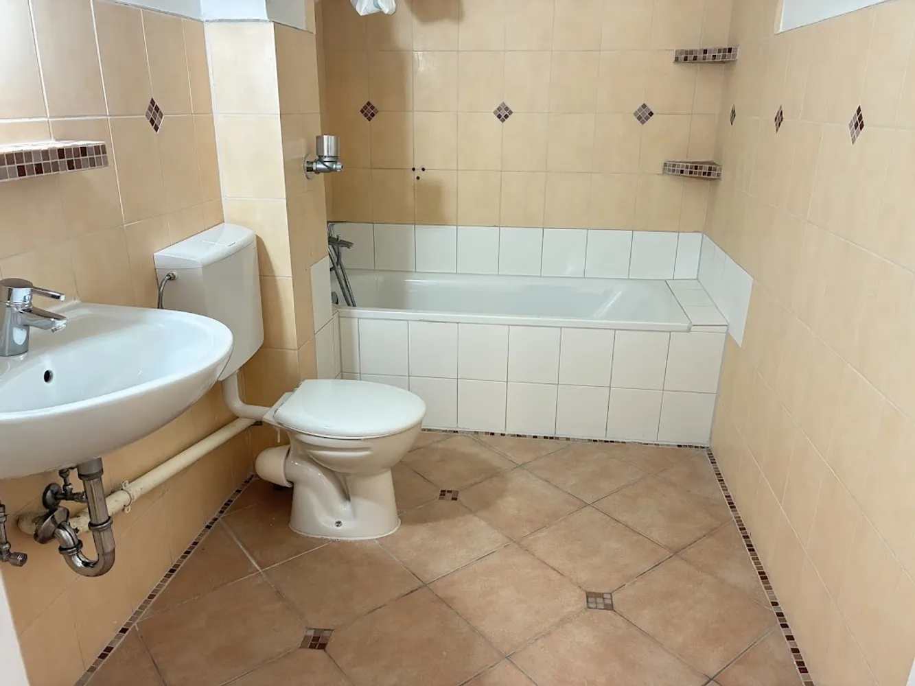 2 Zimmer Wohnung mit 65 m² in Kiel – Bild 4