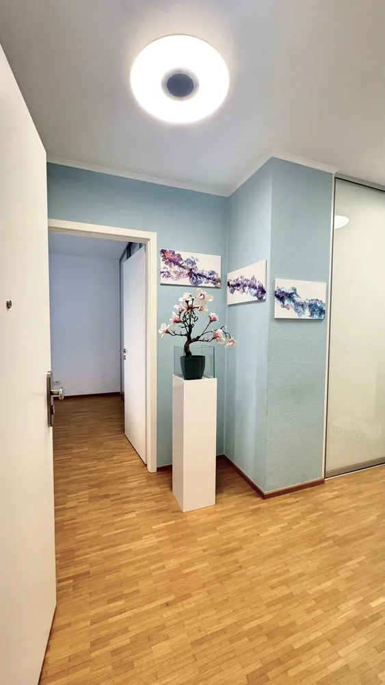 2 Zimmer Wohnung mit 65 m² in Bergisch Gladbach – Bild 2