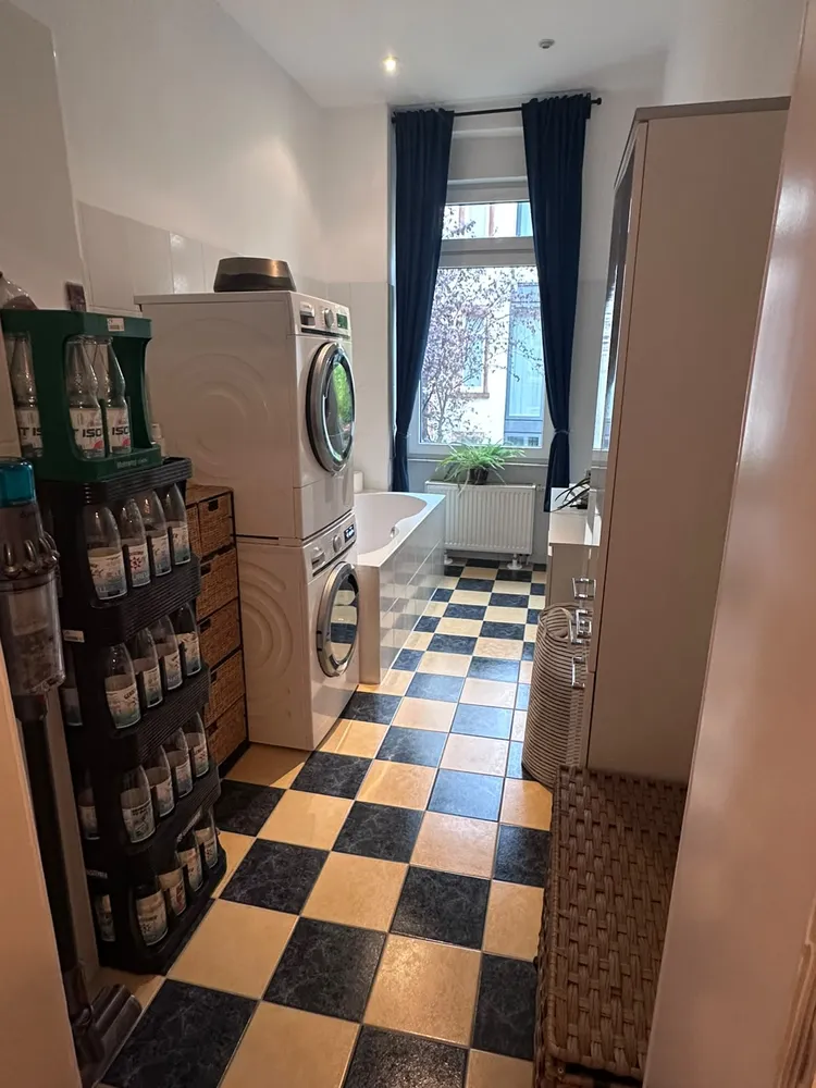 2 room apartment with 70 m² in Frankfurt am Main – Photo 8