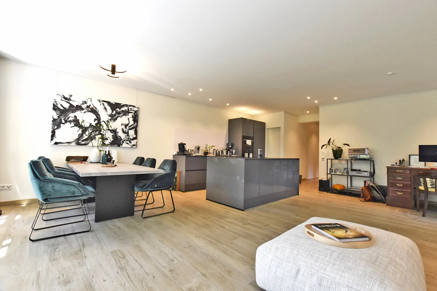 2 Zimmer Wohnung mit 86 m² in Essen – Bild 2